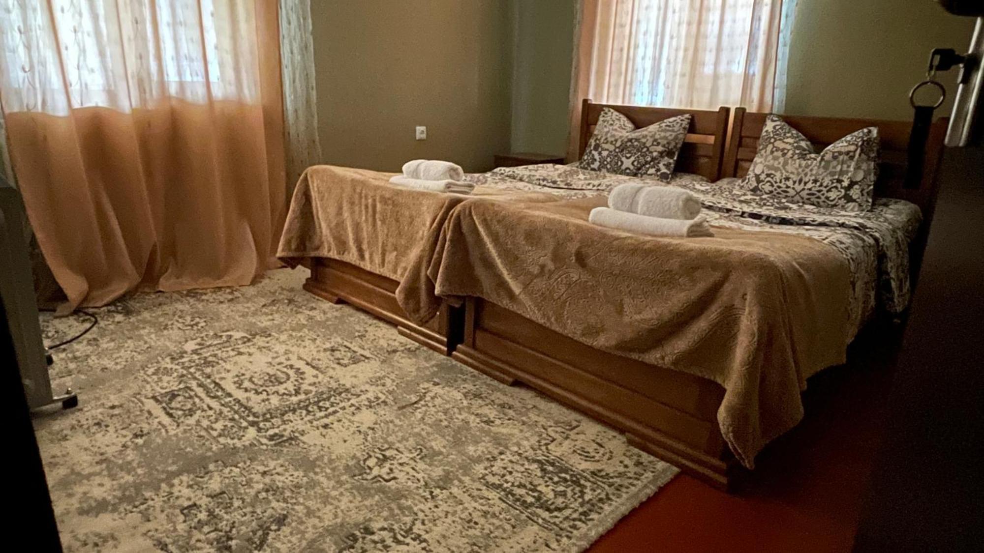 Guesthouse Chela Mestia Eksteriør bilde